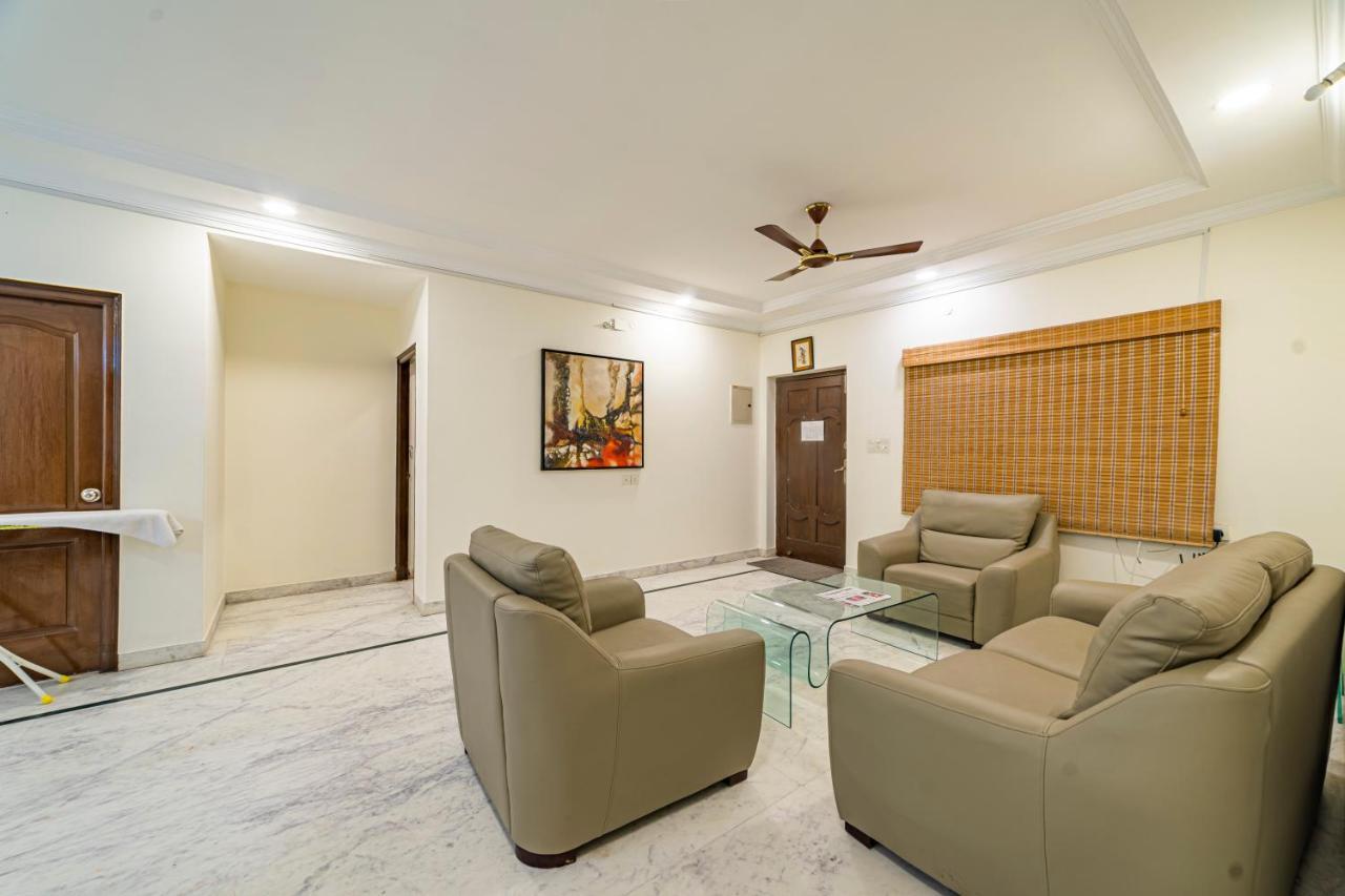 Hotel Athome , Whitefields, Kondapur Гайдарабад Екстер'єр фото